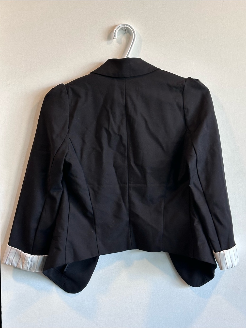 Dynamite Black Cropped Tailored Blazer with Rolled Cuffs - Picture 3 of 5